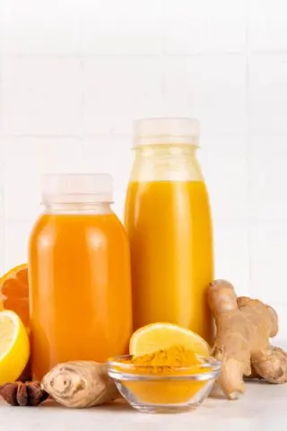Zitrone-Ingwer-Shot
